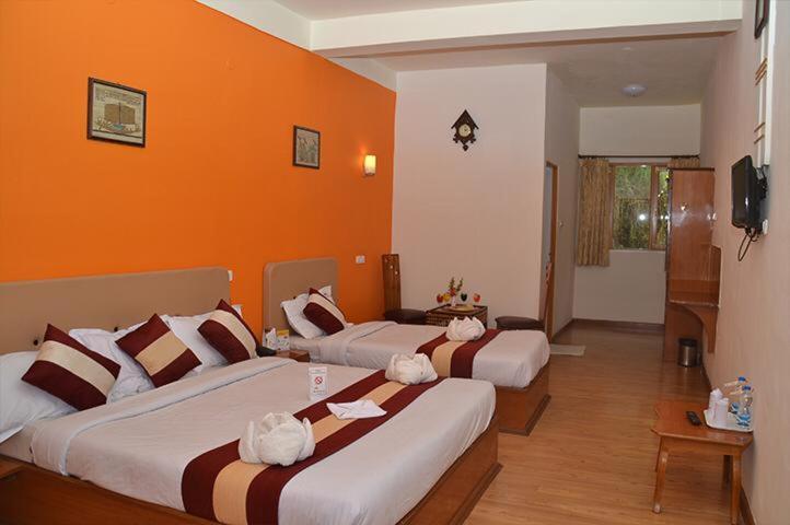 New Carnival Hotel Kodaikanal Exteriör bild